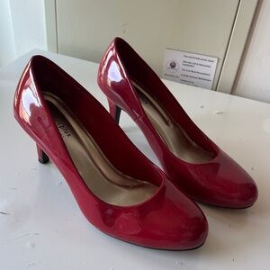 Comfort Plus by Predictions Red Heels